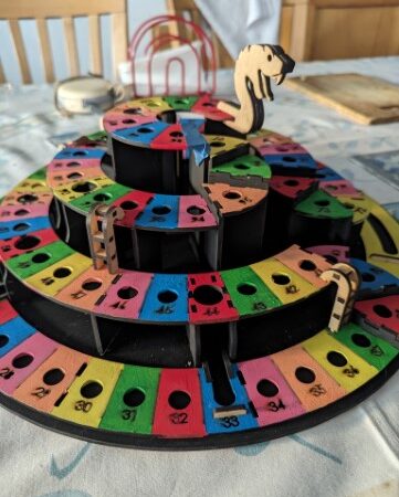 Serpientes y Escaleras